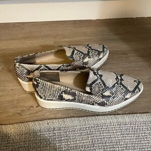 Karl Lagerfeld Black and White Snakeskin Loafers